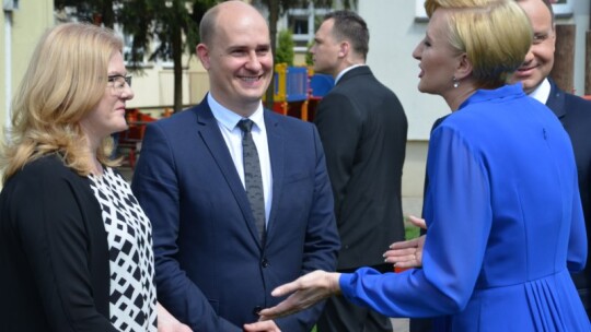 Para prezydencka opowiadała bajki w Michałówce [video]