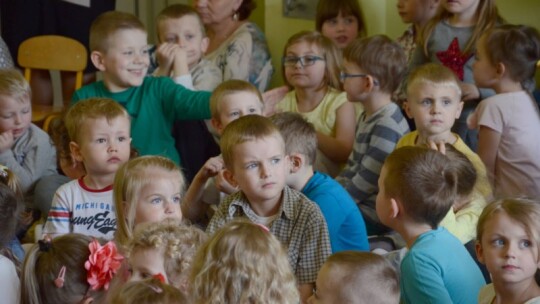 Para prezydencka opowiadała bajki w Michałówce [video]