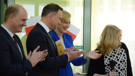 Para prezydencka opowiadała bajki w Michałówce [video]