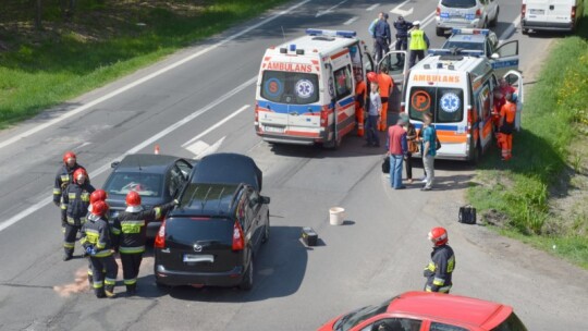 Wypadek na DK 17. Pijany wyciągnął kluczyki ze stacyjki