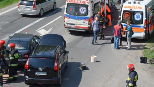 Wypadek na DK 17. Pijany wyciągnął kluczyki ze stacyjki