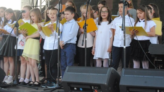 Wesoły i kolorowy jubileusz garwolińskiej parafii 