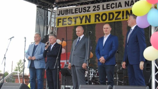 Wesoły i kolorowy jubileusz garwolińskiej parafii 