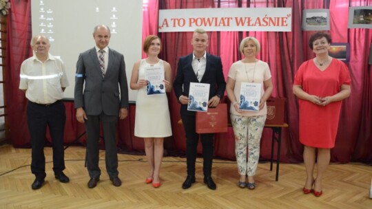 Filmem i piosenką promowali powiat