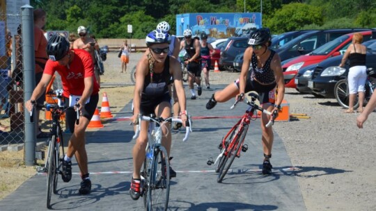 Pływali, jeździli, biegali. Triathlon garwoliński po raz trzeci