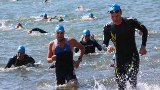 Pływali, jeździli, biegali. Triathlon garwoliński po raz trzeci