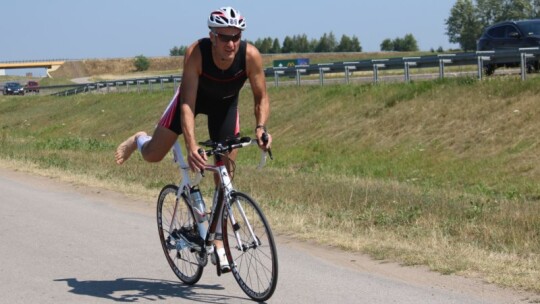 Pływali, jeździli, biegali. Triathlon garwoliński po raz trzeci