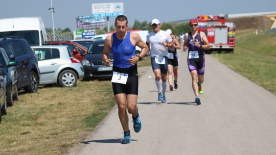 Pływali, jeździli, biegali. Triathlon garwoliński po raz trzeci