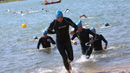 Pływali, jeździli, biegali. Triathlon garwoliński po raz trzeci