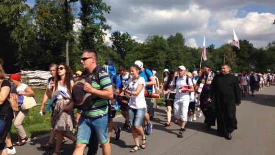 Za krokiem krok ? pielgrzymka dzień po dniu