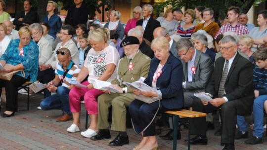 15 sierpnia ? uroczyście i z piosenką