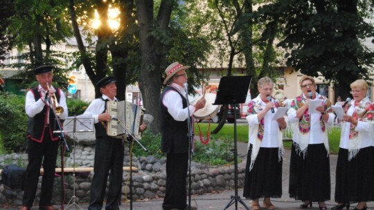 15 sierpnia ? uroczyście i z piosenką