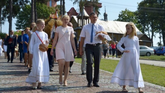 Dożynki w Gończycach z silnym akcentem na tradycję [video]