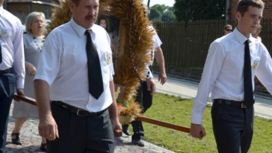 Dożynki w Gończycach z silnym akcentem na tradycję [video]