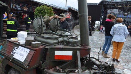 Ponad 70 tys. zł dla wójta Łukasza Szychowskiego