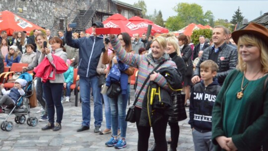 Ponad 70 tys. zł dla wójta Łukasza Szychowskiego