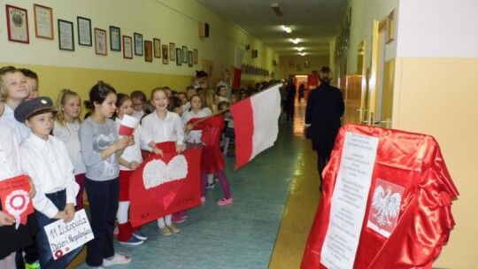 Szkoła jak muzeum, czyli 11 listopada w Woli Rębkowskiej