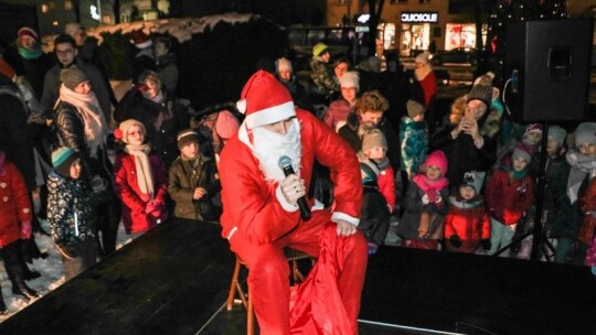 Choinka już świeci! Mikołajki z CSiK