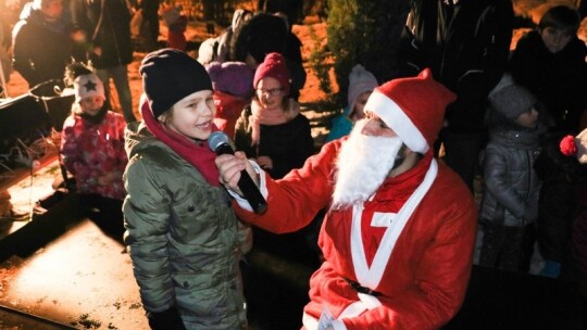 Choinka już świeci! Mikołajki z CSiK