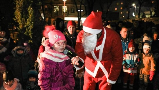 Choinka już świeci! Mikołajki z CSiK