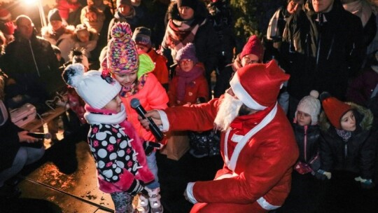 Choinka już świeci! Mikołajki z CSiK