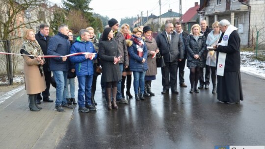 Nowy asfalt w Sośnince