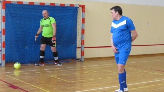 Grali o puchar wójta i proboszcza Grali o puchar wójta i proboszcza