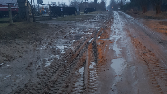 ?Drogi wiejskie wyglądają lepiej niż ta?