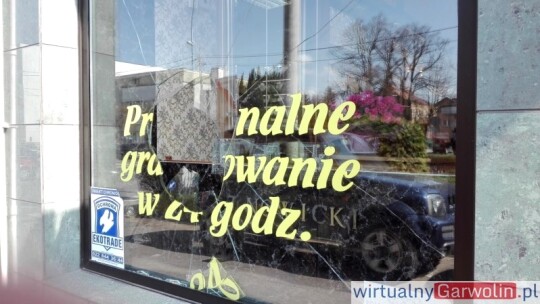 Włamanie do jubilera w centrum Garwolina