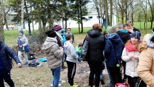 Młodzież z Maciejowic ożywia powiat