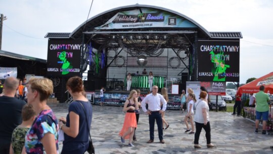 46 tys. zł dla wójta Łukasza Szychowskiego 46 tys. zł dla wójta Łukasza Szychowskiego