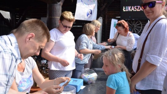 46 tys. zł dla wójta Łukasza Szychowskiego 46 tys. zł dla wójta Łukasza Szychowskiego