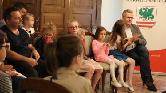 Dzień dziecka w królestwie harfy Dzień dziecka w królestwie harfy