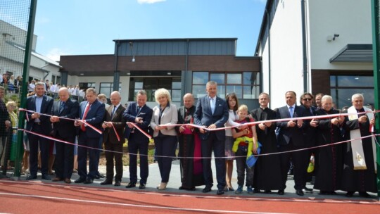 Górzno: Hala sportowa i boisko otwarte