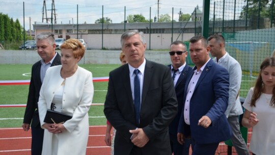 Górzno: Hala sportowa i boisko otwarte