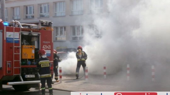 Pożar seata pod przychodnią