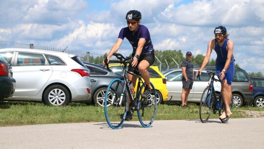 Triathlon: Ekiert i bracia Biernaccy najlepsi z powiatu