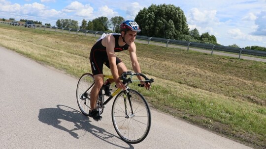 Triathlon: Ekiert i bracia Biernaccy najlepsi z powiatu