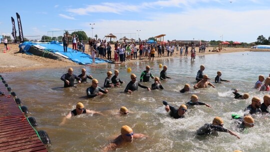 Triathlon: Ekiert i bracia Biernaccy najlepsi z powiatu