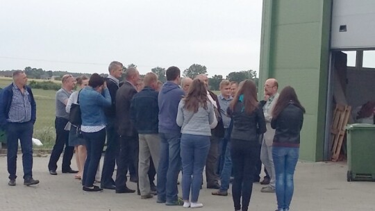 Z Łaskarzewa do gminy Tczów