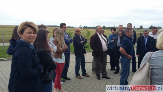 Z Łaskarzewa do gminy Tczów