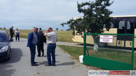 Z Łaskarzewa do gminy Tczów