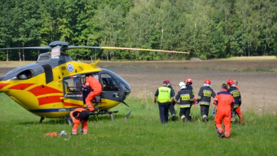 Wypadek w Gocławiu. 10 osób rannych [wideo]