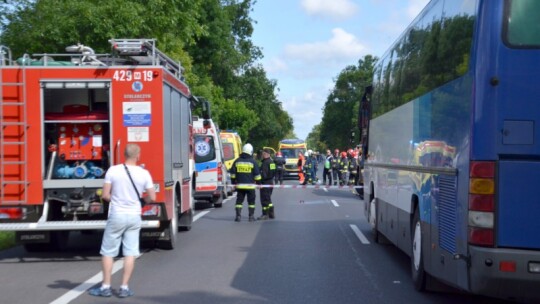 Wypadek w Gocławiu. 10 osób rannych [wideo]