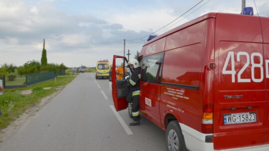 Było za szybko. Wypadli z zakrętu