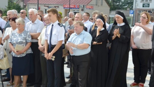 Żelechów: Ratusz i rynek otwarte [wideo]