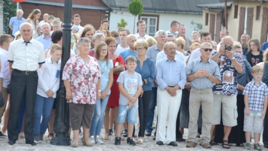 Żelechów: Ratusz i rynek otwarte [wideo]