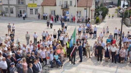 Żelechów: Ratusz i rynek otwarte [wideo]