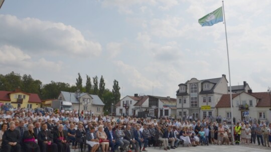 Żelechów: Ratusz i rynek otwarte [wideo]