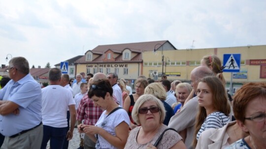 Żelechów: Ratusz i rynek otwarte [wideo]